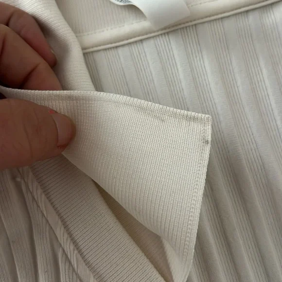 ATHLETA LUXE SEAMLESS POLO Size XL - Picture 6 of 10